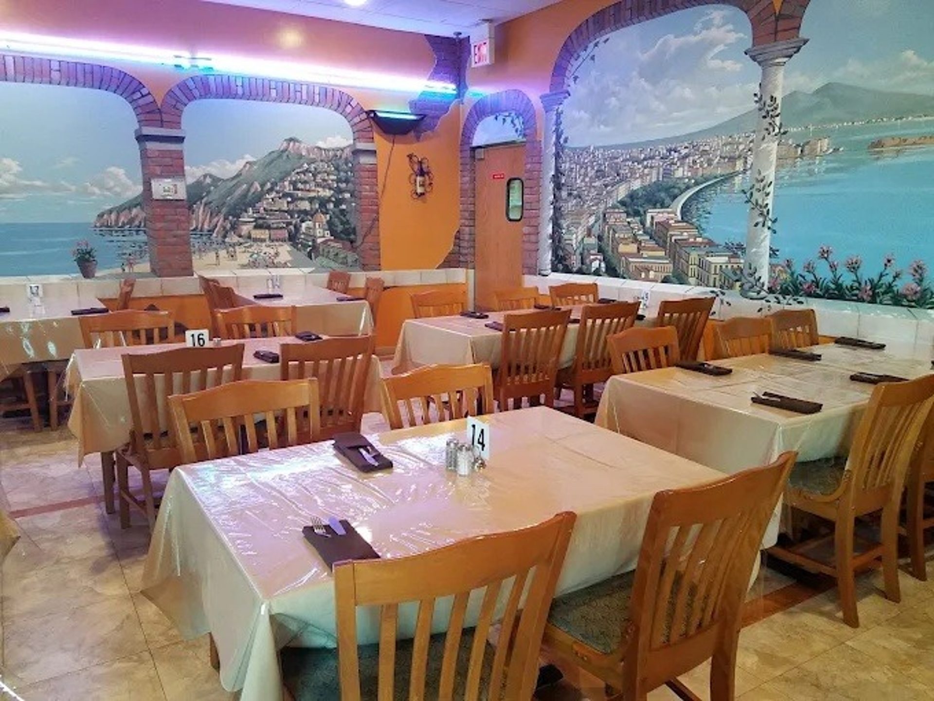 A Relaxed Neighborhood Spot For Family Dining