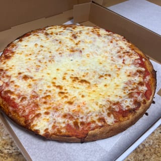 Chicago cheese pizza